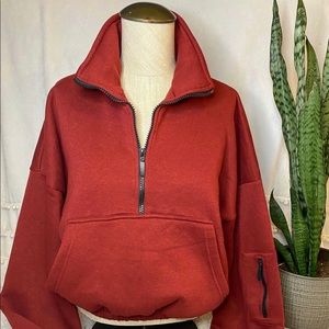 Pretty Little Thing Cropped Red Sweatshirt